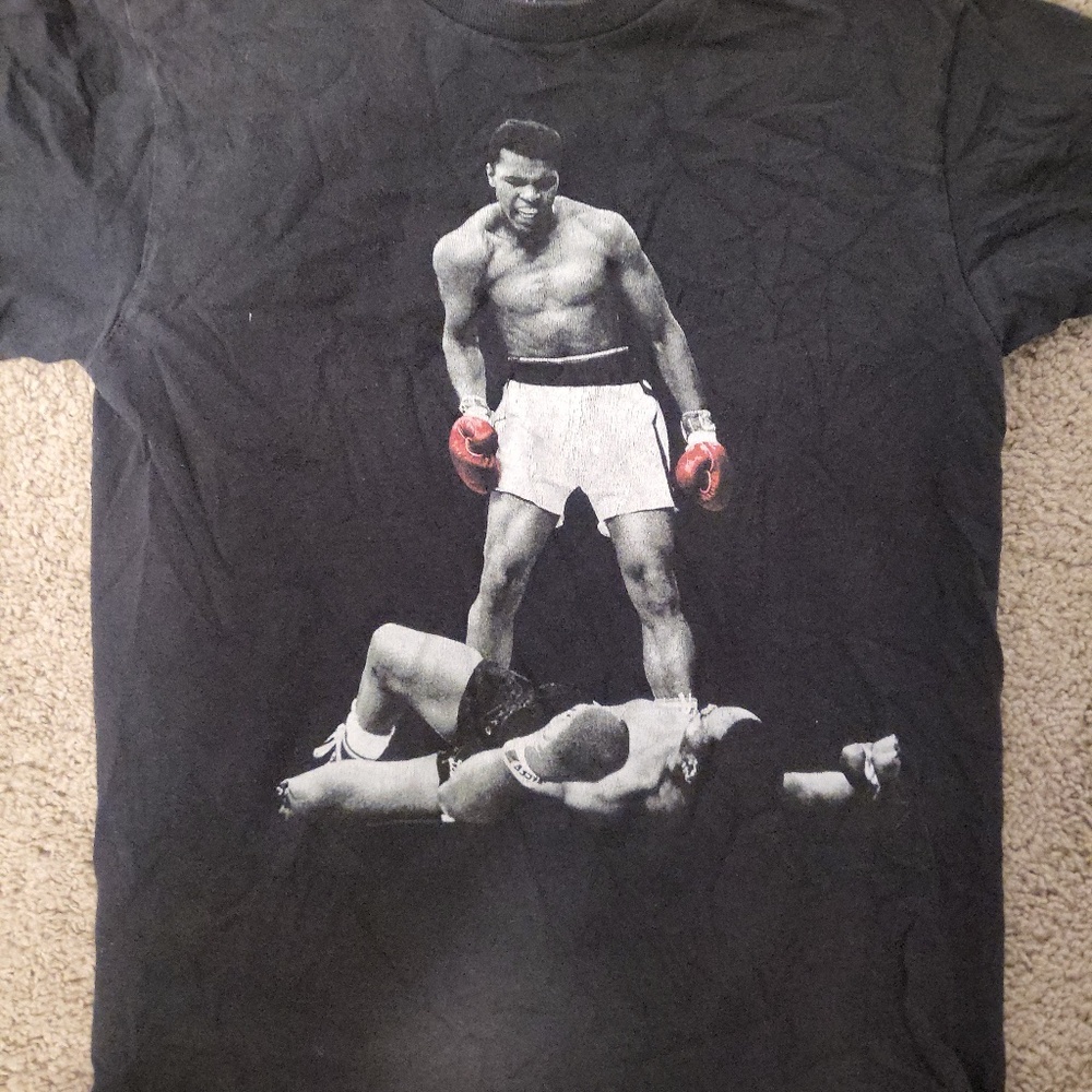 Men's Black T-shirt